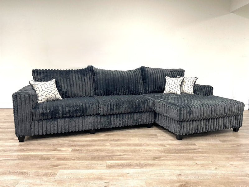 9500 Charcoal Sectional